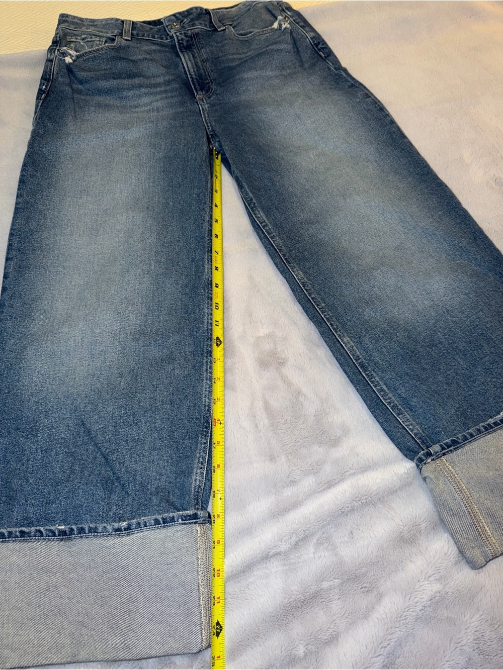 PAIGE Light Blue Wide-Leg Cropped Jeans with Cuffed Hem - Picture 10 of 10